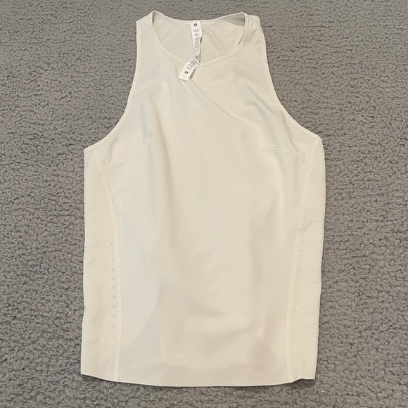 Lululemon Lightweight Stretch Running Tank Top *Airflow size 2. - Picture 3 of 9